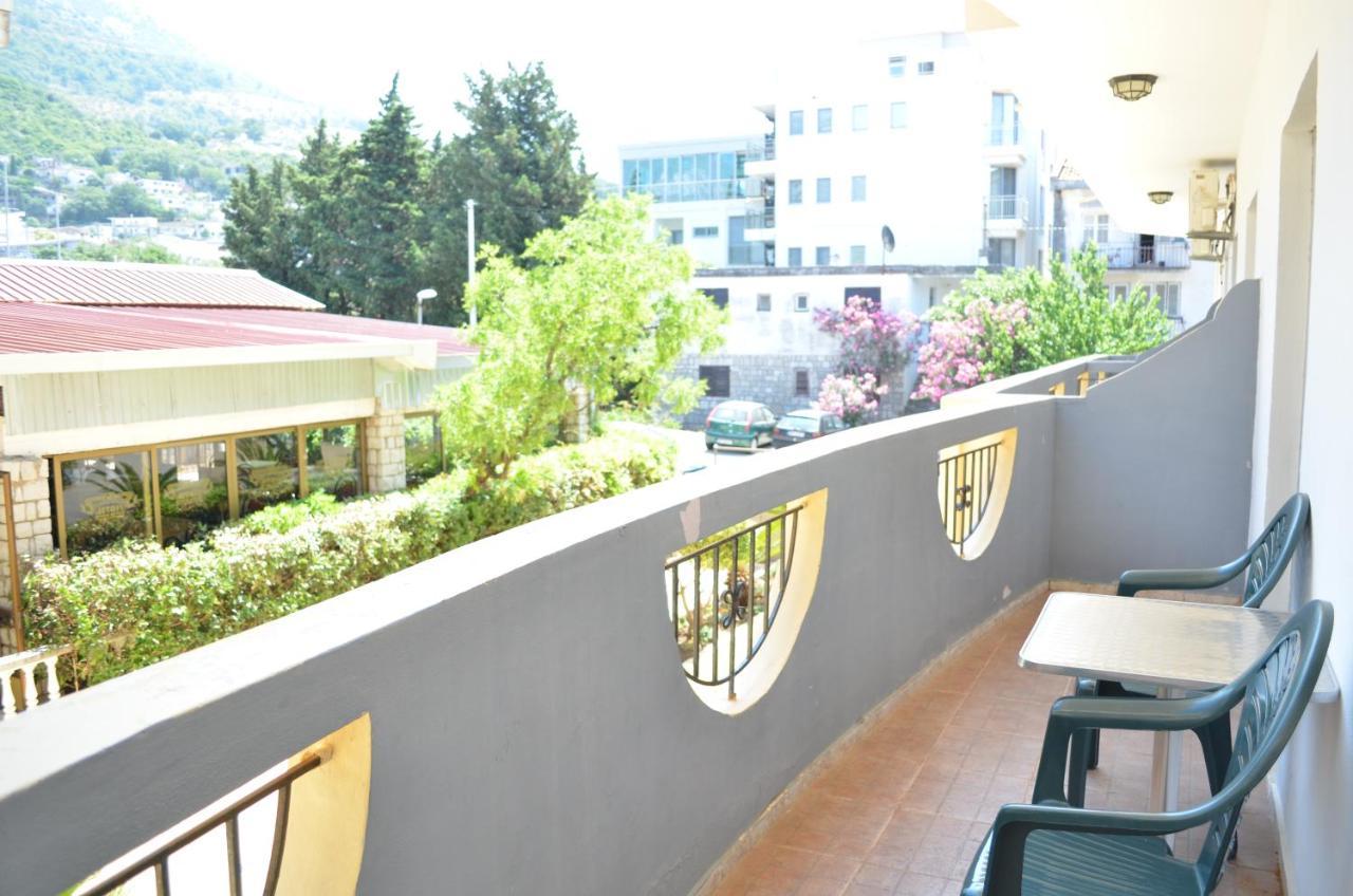 Sirena Marta Hotel Сутоморе Екстериор снимка
