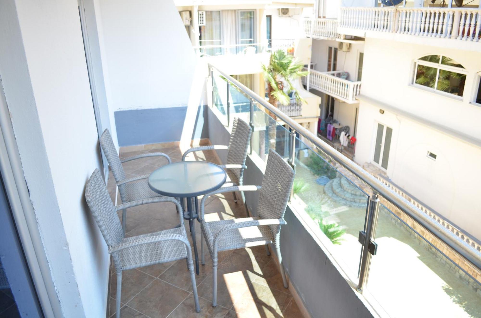 Sirena Marta Hotel Сутоморе Екстериор снимка