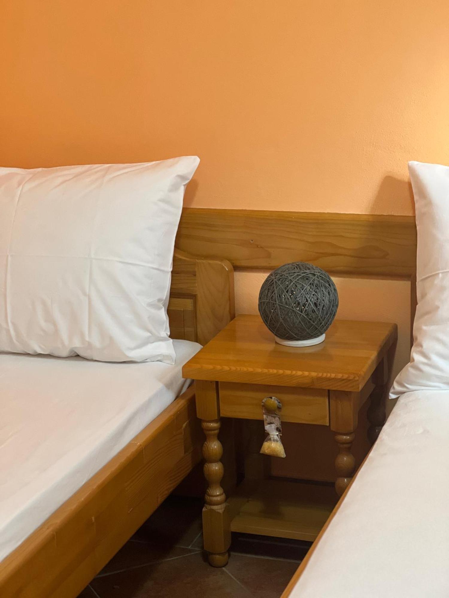 Sirena Marta Hotel Сутоморе Екстериор снимка