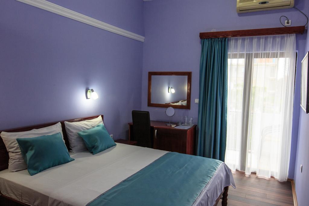 Sirena Marta Hotel Сутоморе Екстериор снимка
